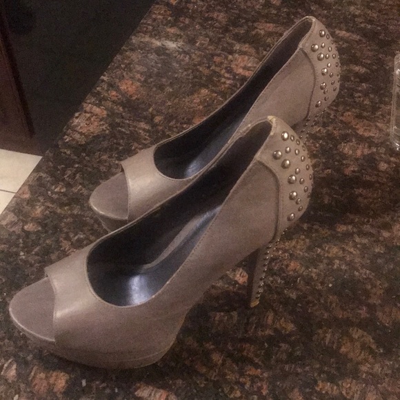 JUST FAB Stylish high heel platform shoes - Picture 2 of 8